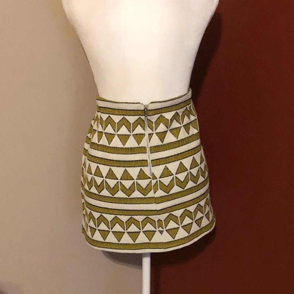 ⭐️ Zara Gold Metallic Skirt - Picture 6 of 7